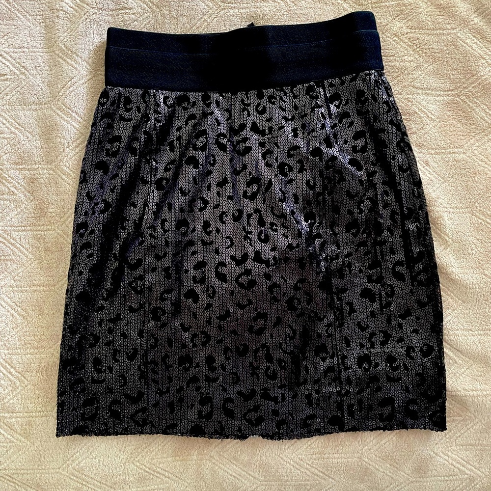 Guess sequin black skirt NWOT
